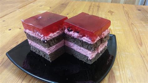 Gyümölcsös kakaós piskóta szelet