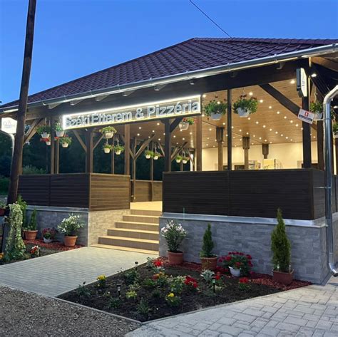 Paradiso Étterem és Pizzéria bejárata