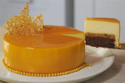 Cake with caramel glaze and fruit decoration