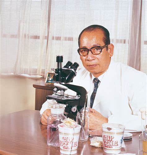 Momofuku Ando és az első instant tészta csomagolása