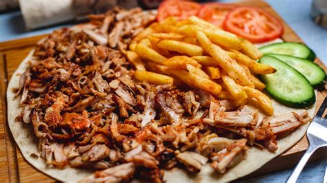 Különböző gyros tálalási módok