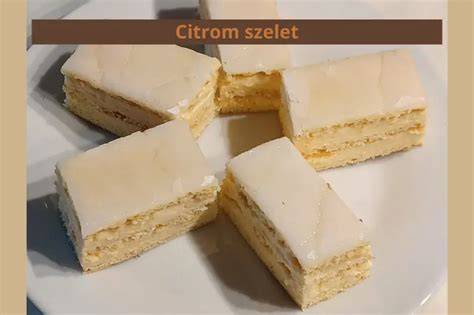 Citrom szelet szeletelve, porcukorral meghintve