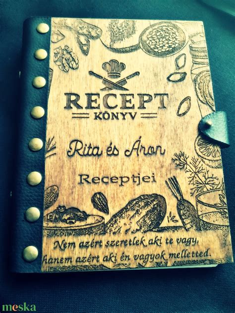 egy receptkönyv nyitott oldalai