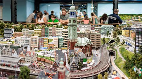 Miniatur Wunderland, a világ legnagyobb modellvasútja