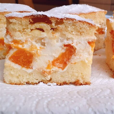 Sárgabarack torta svájci vajkrémmel borítva