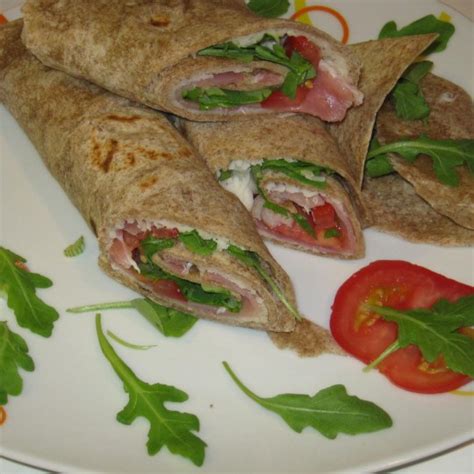 Rukkolás tortilla tekercs képek