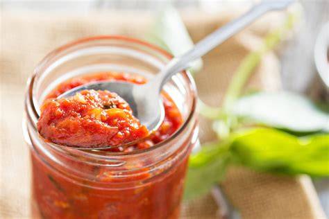 Tálalt chutney hús mellé