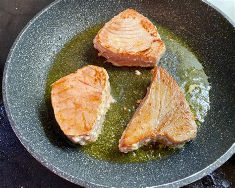 Tonhal steak elkészítése