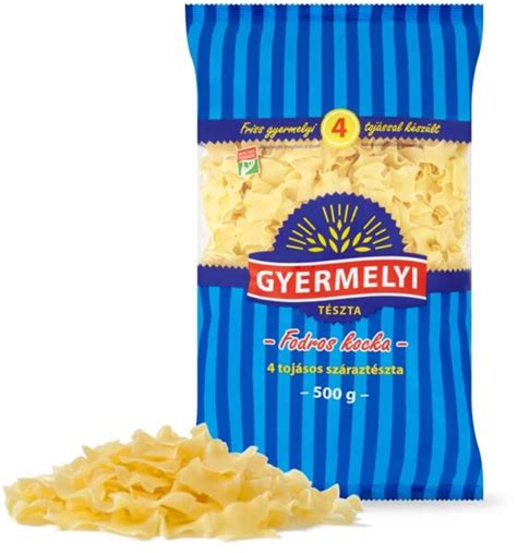 Csomagolt Gyermelyi 4 tojásos tészta a konyhapulton