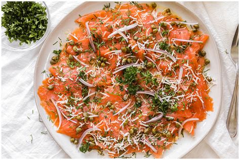 Lazac carpaccio friss fűszerekkel