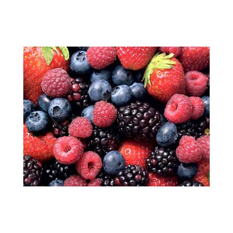 vegán túrófánk tálalva erdei gyümölcs szósszal