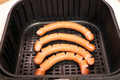 air fryerben sült virsli