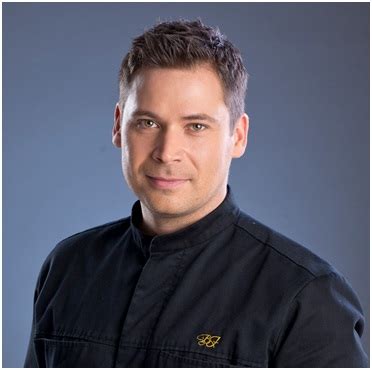 Bernáth József séf főzési workshopot tart gyermekeknek