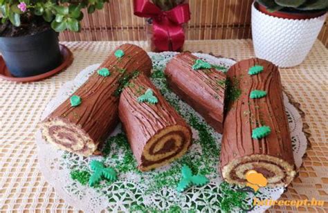 Fatörzs torta ünnepi díszítéssel