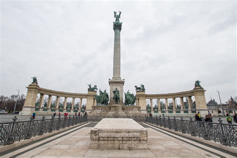 Hősök tere Budapesten