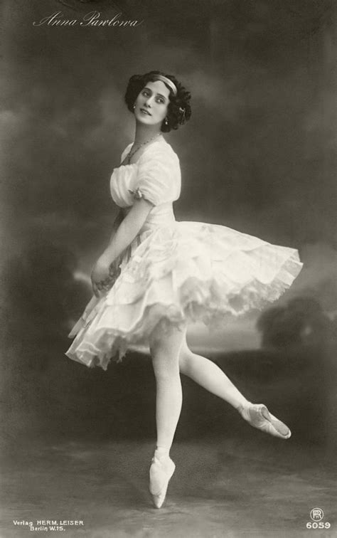 Anna Pavlova portréja balett kosztümben