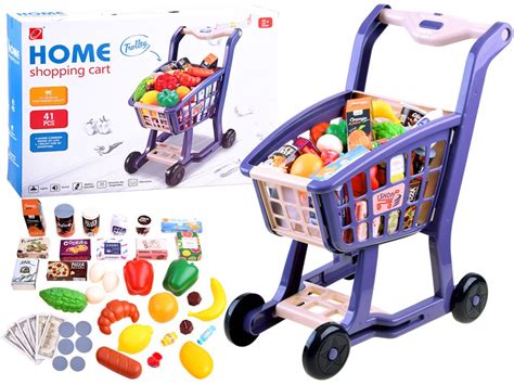 Szupermarket bevásárlókocsi tele akciós termékekkel