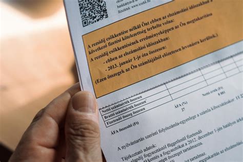 Családi gázszámla oszlopdiagramja havi fogyasztással és díjakkal