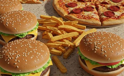 Hamburger és pizza egy asztalon
