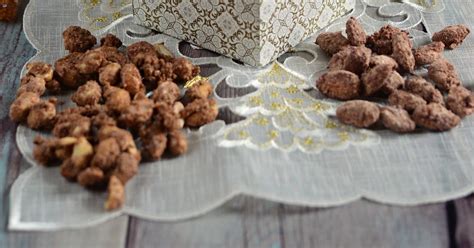 karamellizált fahéjas mogyoró egy tálkában
