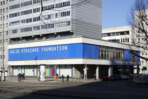 A Julia Stoschek Gyűjtemény logója
