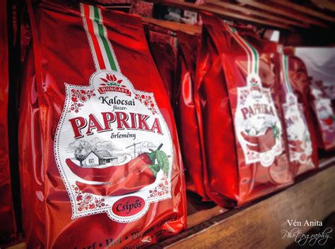 Kalocsai fűszerpaprika-őrlemény csomagolása