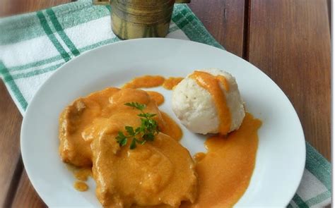 A vadas tálalása gombóccal