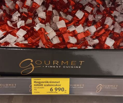 Különböző ízesítésű szaloncukrok