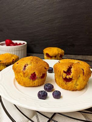 Különböző gyümölcsös muffin variációk