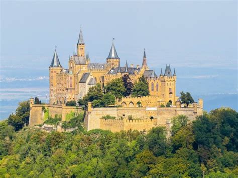 Hohenzollern kastély
