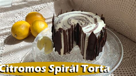Stahl Judit féle spirál torta szeletelve