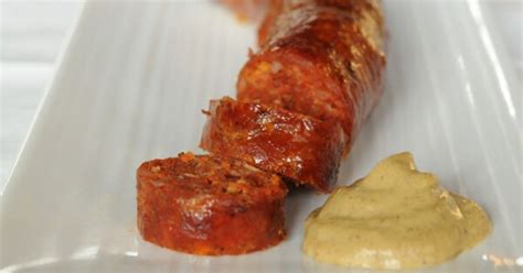 A nitrites pácsó és a húskészítmények kémiai folyamatainak szemléltetése