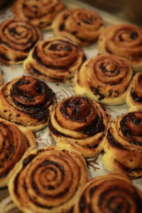 Frissen sült kakaós csigák