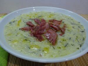 Tökfőzelék tálalva