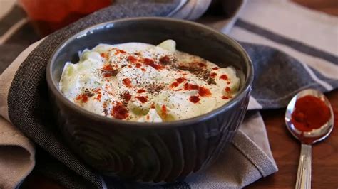 Fokhagyma és tejföl keveréke