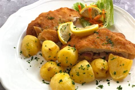 Különböző cordon bleu töltelékek és variációk