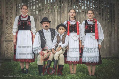 Bukovinai székely népviselet