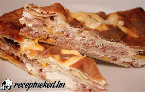 Rakott tortilla tálalva