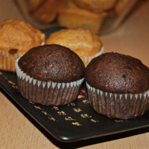 nosalty almás csokis muffin tálalva