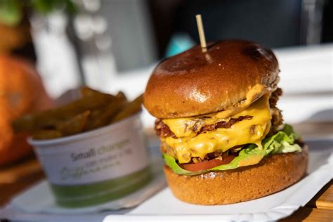 kézműves sajt burger