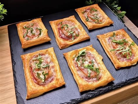 Pizza szeletek és snack ételek