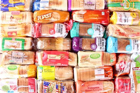különböző típusú toast kenyerek