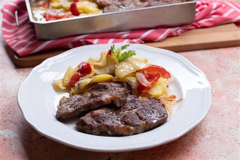 Frissen sült ricottás csigák tepsiben