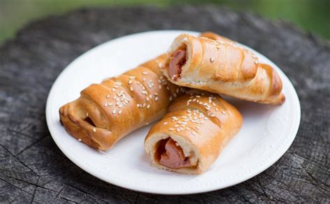 Virsli szőnyeg tésztában pihentetés közben