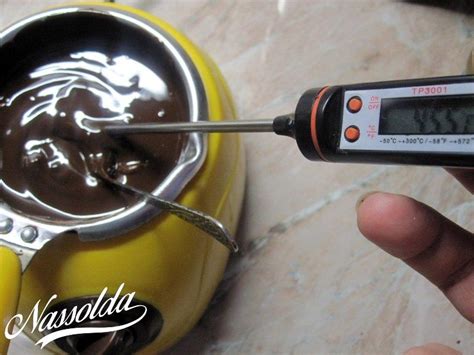 csokoládé temperálás hőmérővel
