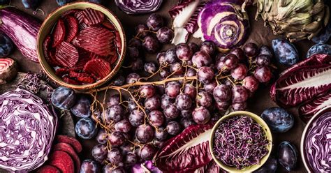 Különböző lila zöldségek