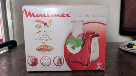 Modern konyhai környezetben elhelyezett Moulinex Fresh Express készülék