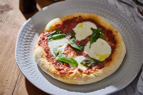Hosszú kelesztésű pizzatészta