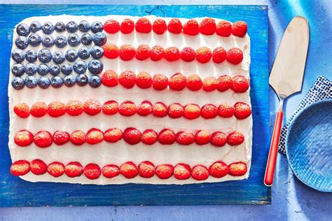 Properly dried fondant flag on wire