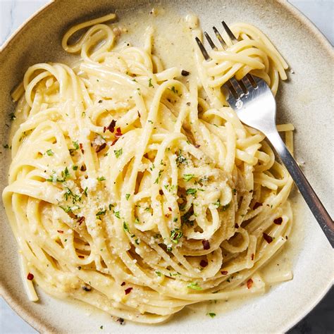 Linguine pestóval